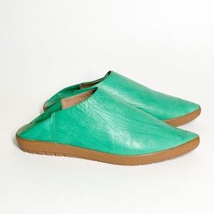 Yes Or No Vision Quest Babouche Flats Women's 37 US 6 Green Leather Pointed Toe